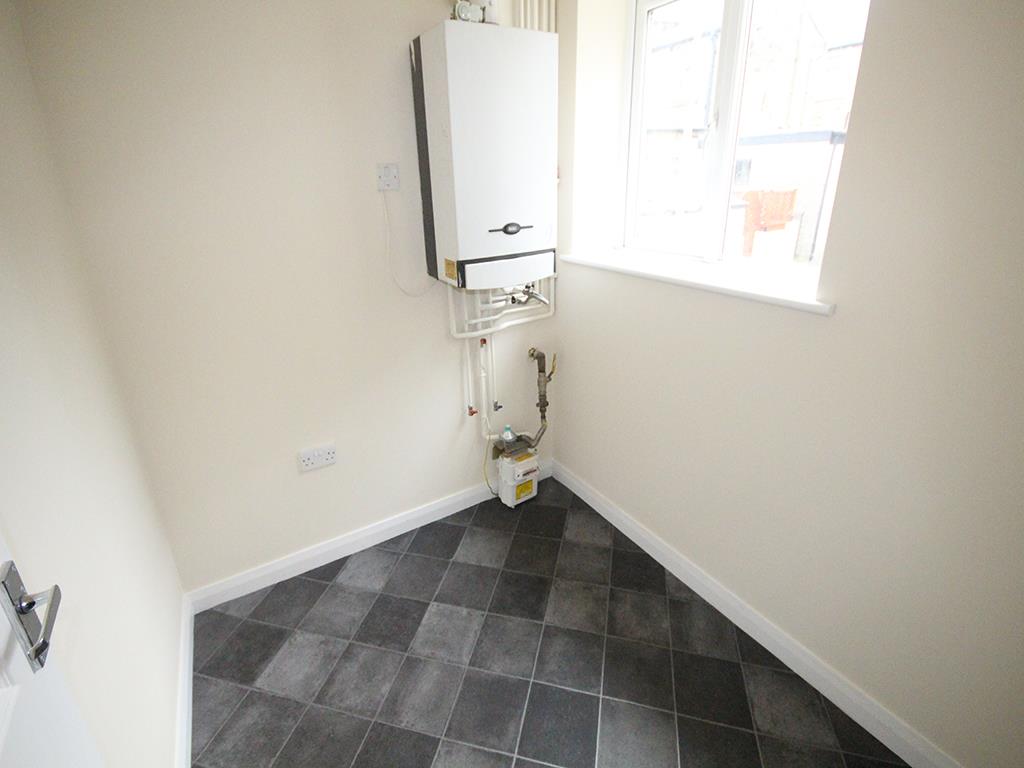 3 bedroom mid terrace house To Let in Barnoldswick - 2015-04-16 09.53.09.jpg